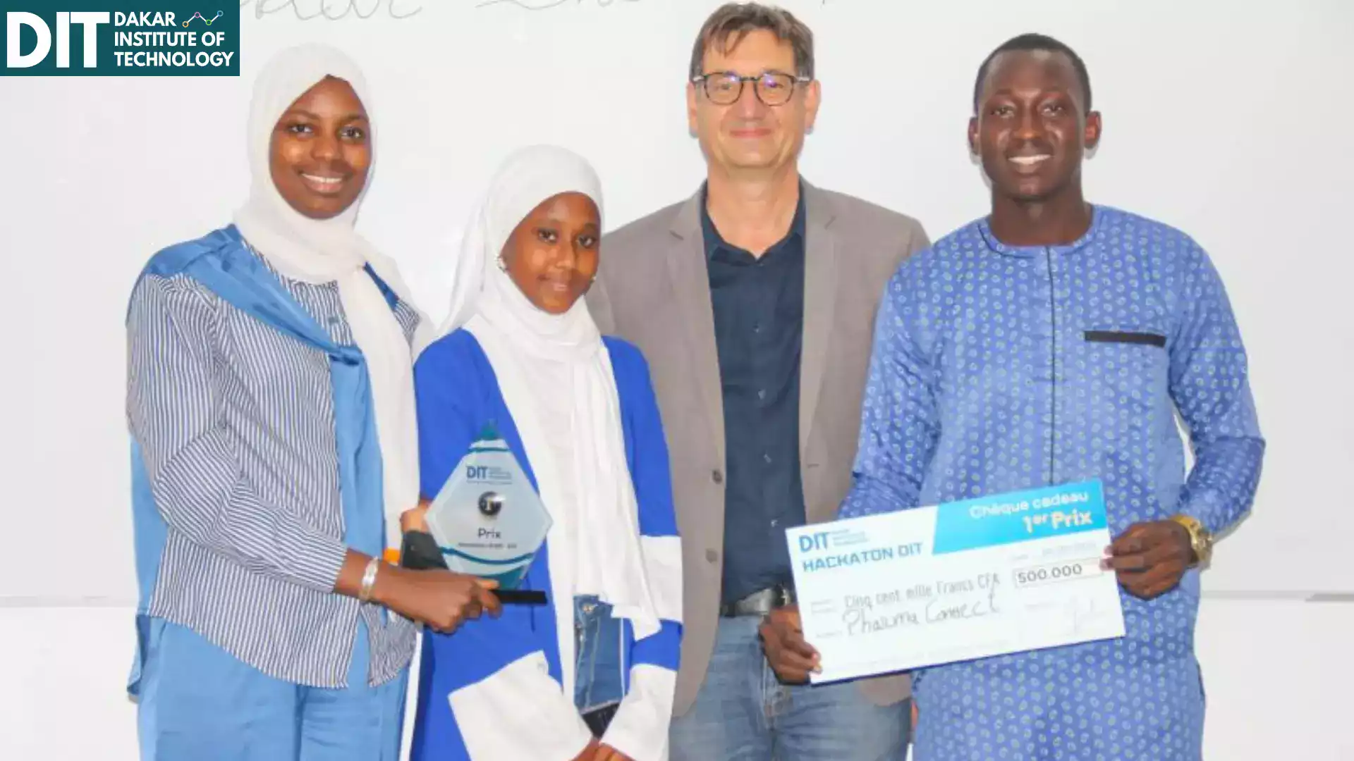 DITxHACK2025 Groupes d'étudiants lauréats de l'Hackaton du DIT 2025
